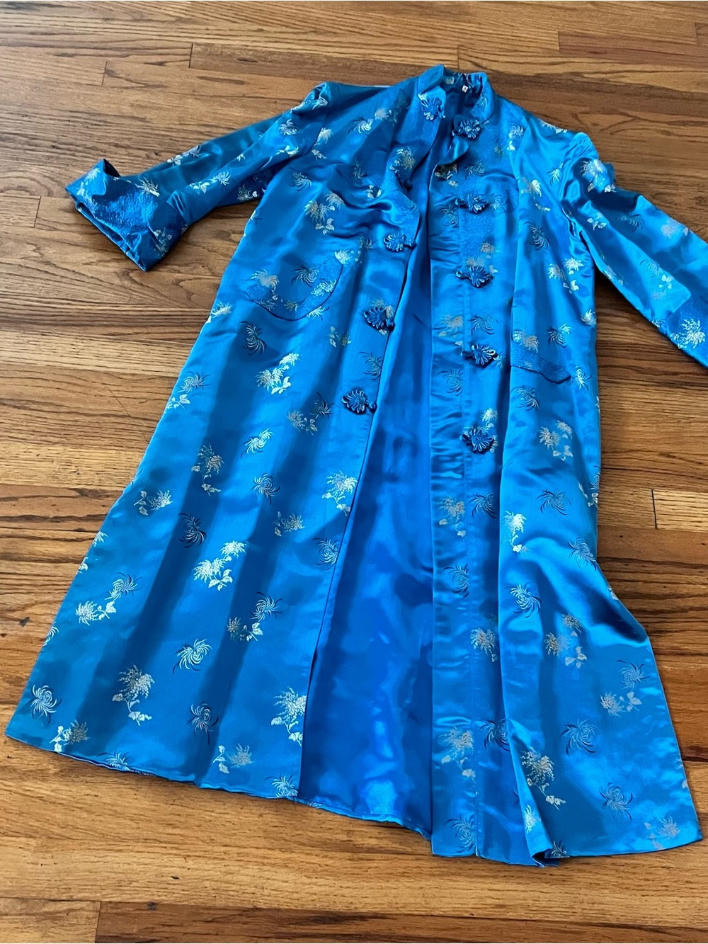 Vintage Bright Blue Asian Floral Robe Coat